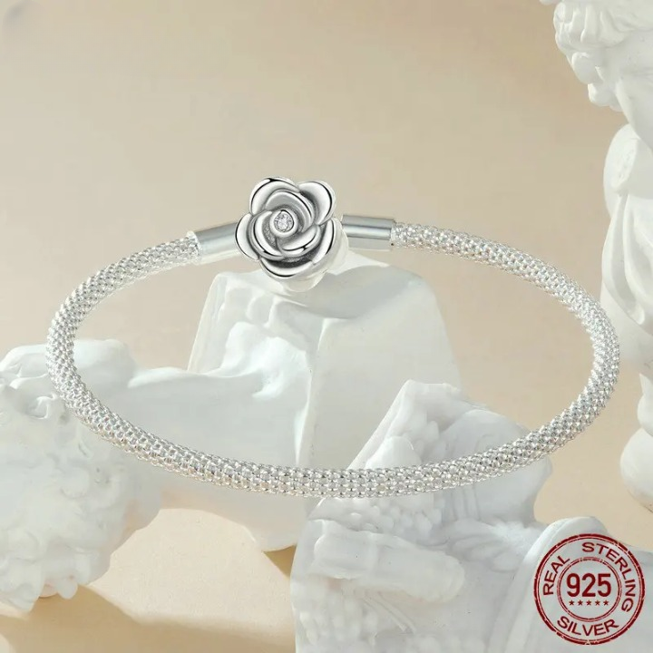 Rose bracelets